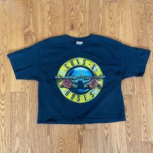 Vintage Guns N Roses T-shirt, fits like a S/M